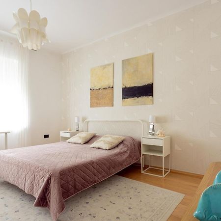 Large Two Bedroom Family App - Free Parking Lubiana Esterno foto