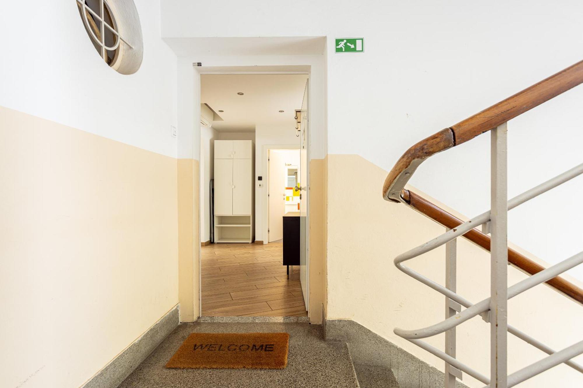 Large Two Bedroom Family App - Free Parking Lubiana Esterno foto