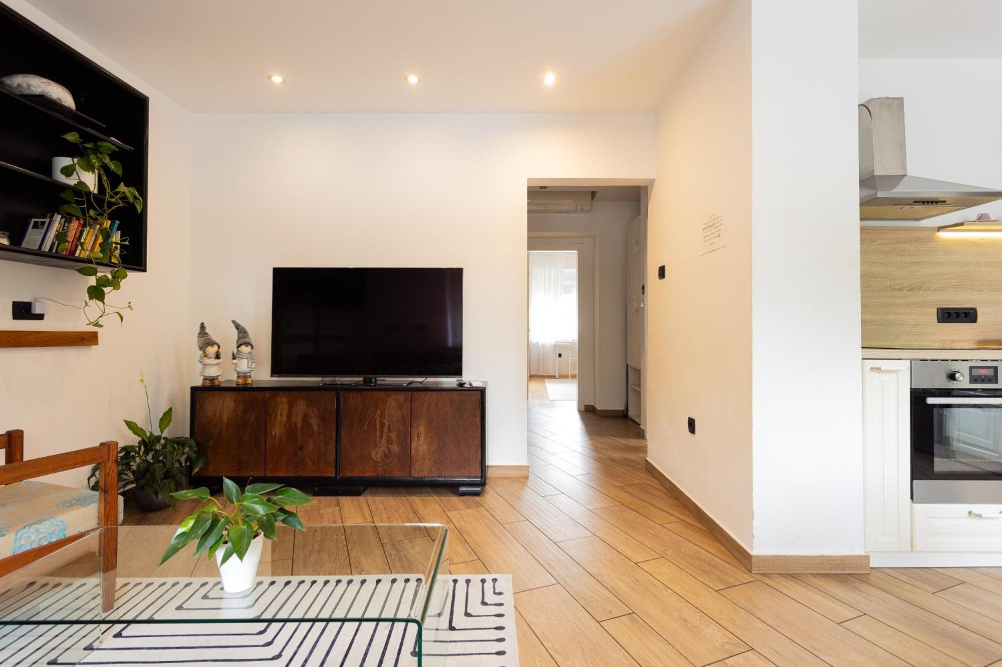 Large Two Bedroom Family App - Free Parking Lubiana Esterno foto